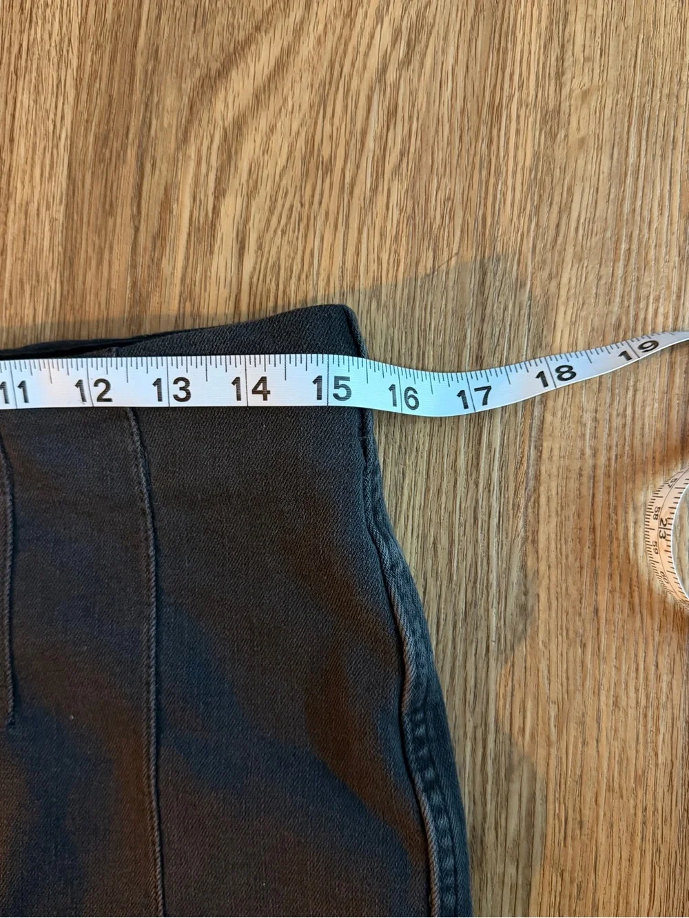 Lee Black Denim Skirt Y2K Midi Knee Length Size M